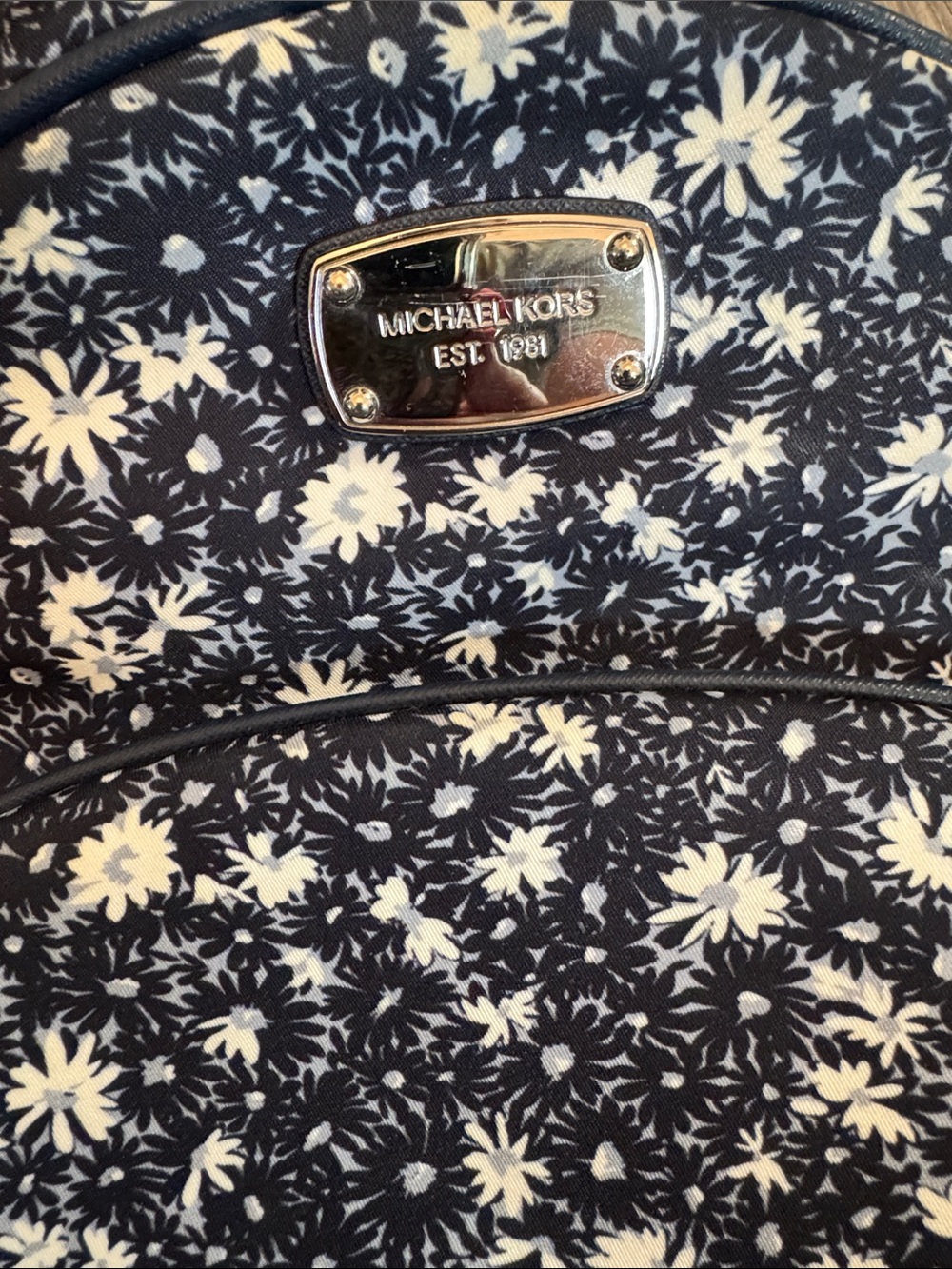 Michael Kors backpack - Picture 2 of 4